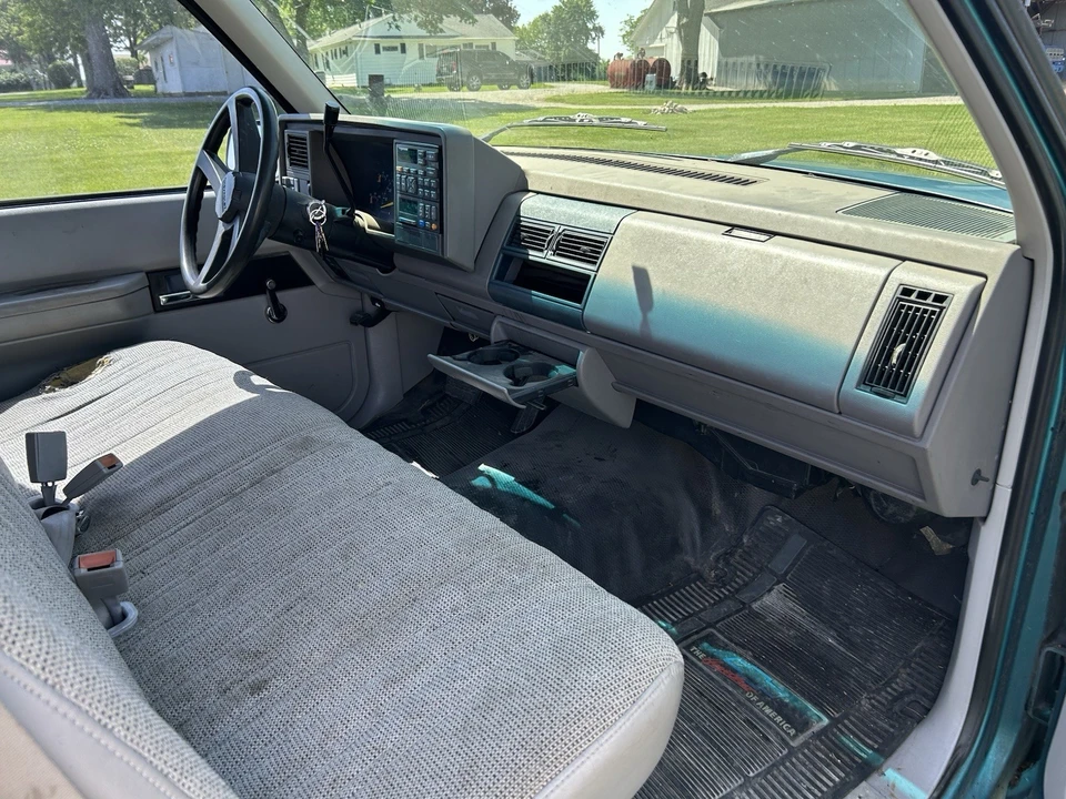 1994 Chevrolet C/K 4th Gen - Image 5 of 16