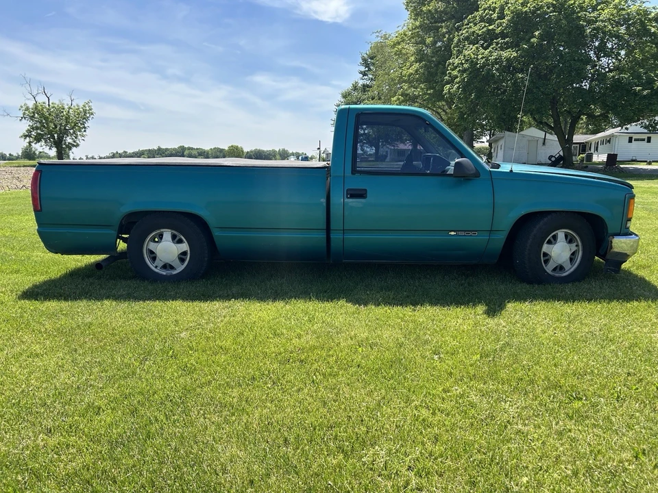 1994 Chevrolet C/K 4th Gen - Image 3 of 16