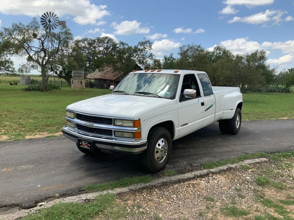 1994 Chevrolet C/K 4th Gen - Image 11 of 12
