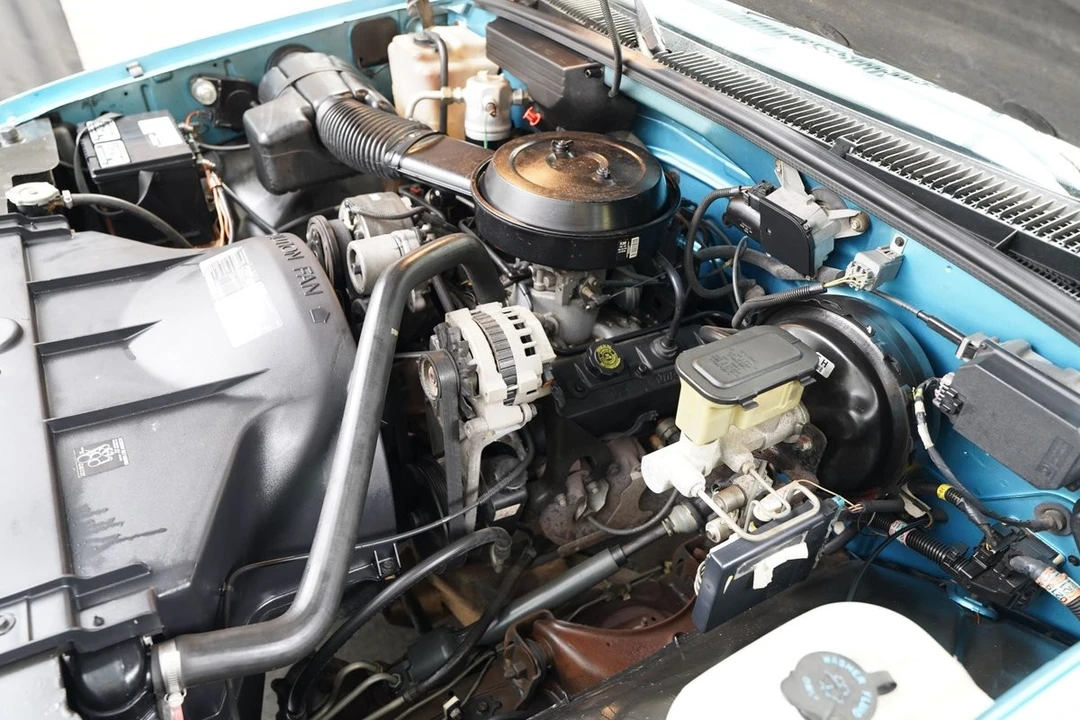 1994 Chevrolet C/K 4th Gen - Image 17 of 31