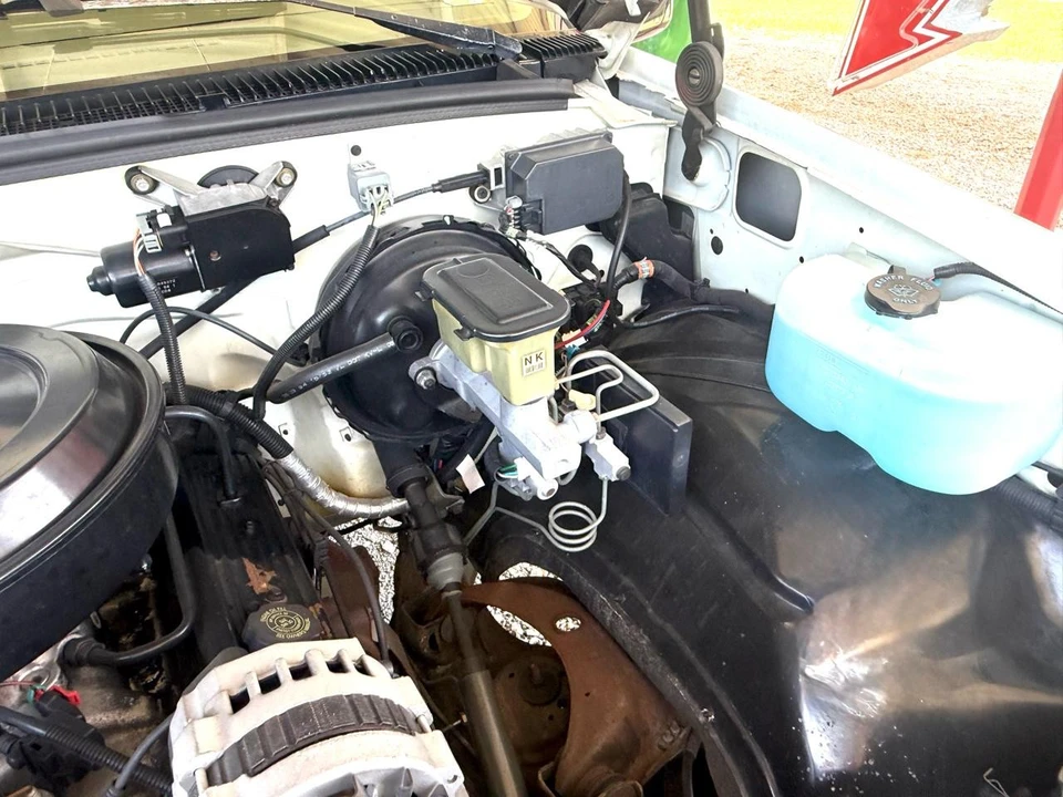 1994 Chevrolet C/K 4th Gen - Image 13 of 31