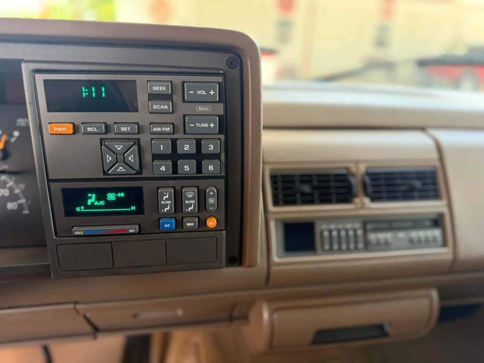 1994 Chevrolet C/K 4th Gen - Image 24 of 31