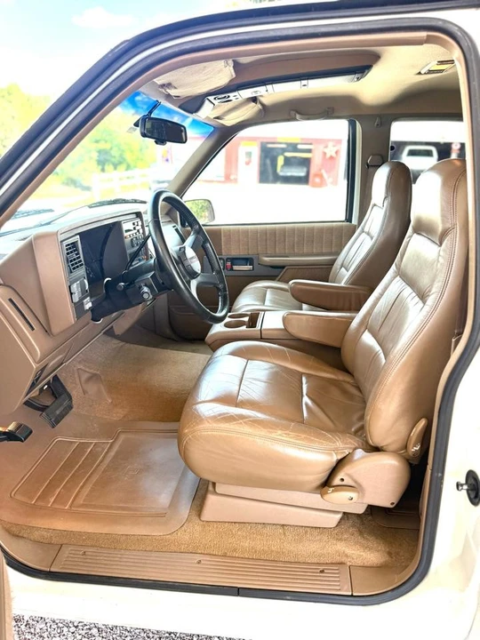 1994 Chevrolet C/K 4th Gen - Image 27 of 31