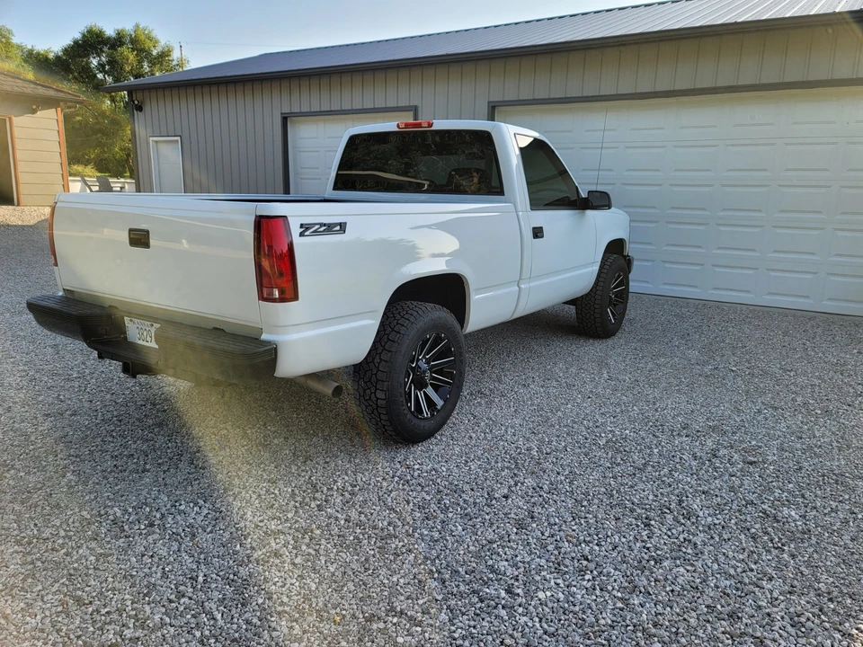 1994 Chevrolet C/K 4th Gen - Image 6 of 8