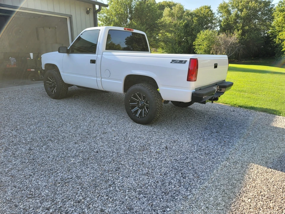 1994 Chevrolet C/K 4th Gen - Image 3 of 8