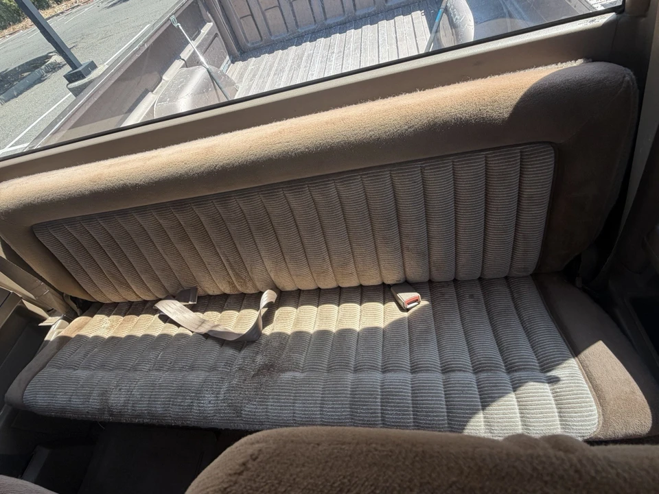 1994 Chevrolet K5 Blazer 3rd Gen - Image 7 of 12