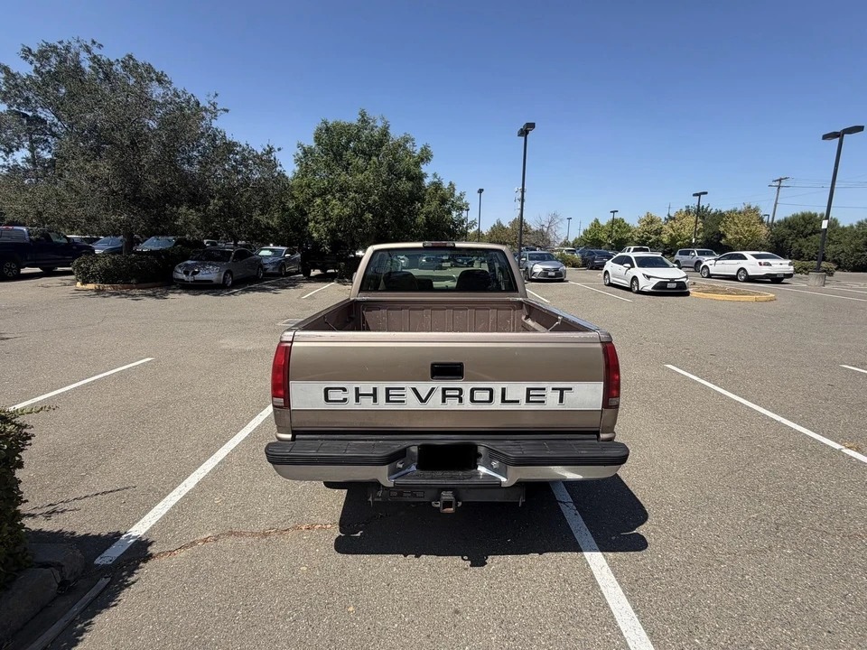 1994 Chevrolet K5 Blazer 3rd Gen - Image 4 of 12