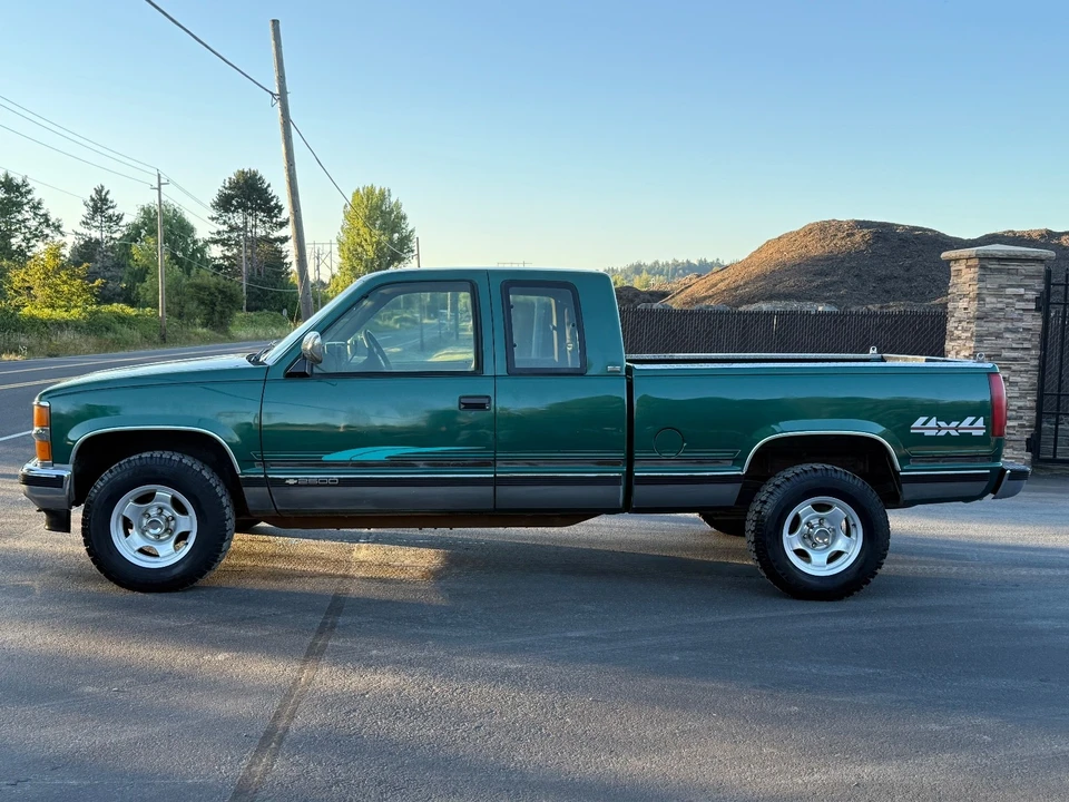 1994 Chevrolet C/K 4th Gen - Image 3 of 21