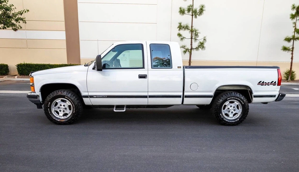 1994 Chevrolet C/K 4th Gen - Image 3 of 21