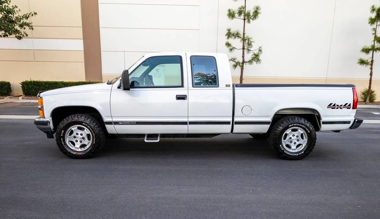 1994 Chevrolet C/K 4th Gen - Image 2 of 21
