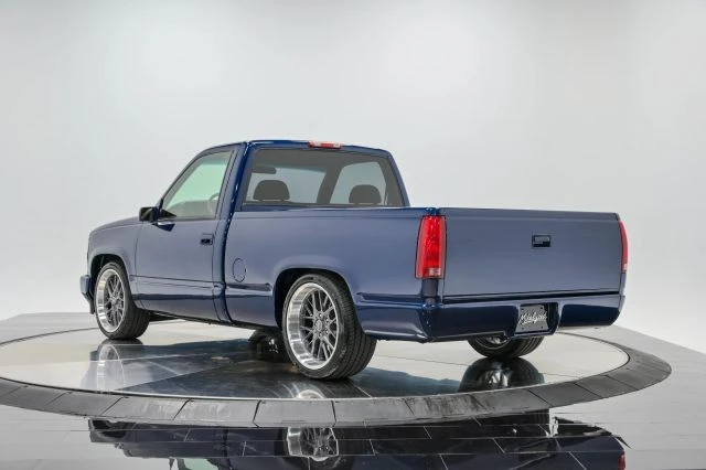 1994 Chevrolet C/K 4th Gen - Image 4 of 31