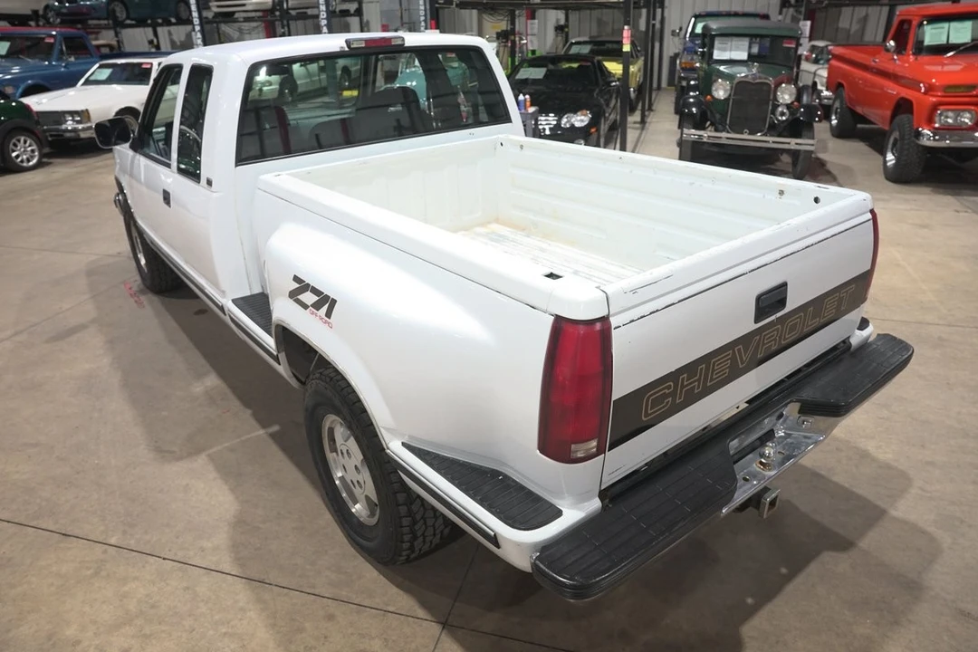 1994 Chevrolet C/K 4th Gen - Image 16 of 31