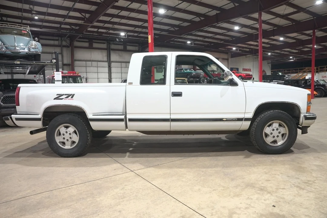 1994 Chevrolet C/K 4th Gen - Image 10 of 31
