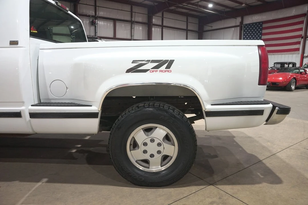 1994 Chevrolet C/K 4th Gen - Image 5 of 31