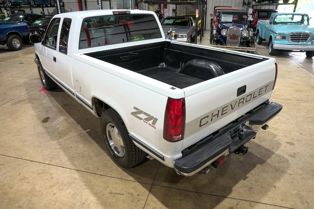 1994 Chevrolet C/K 4th Gen - Image 16 of 31