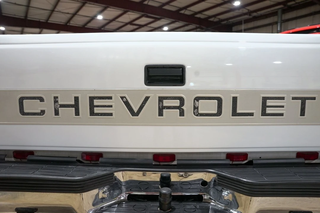 1994 Chevrolet C/K 4th Gen - Image 24 of 31
