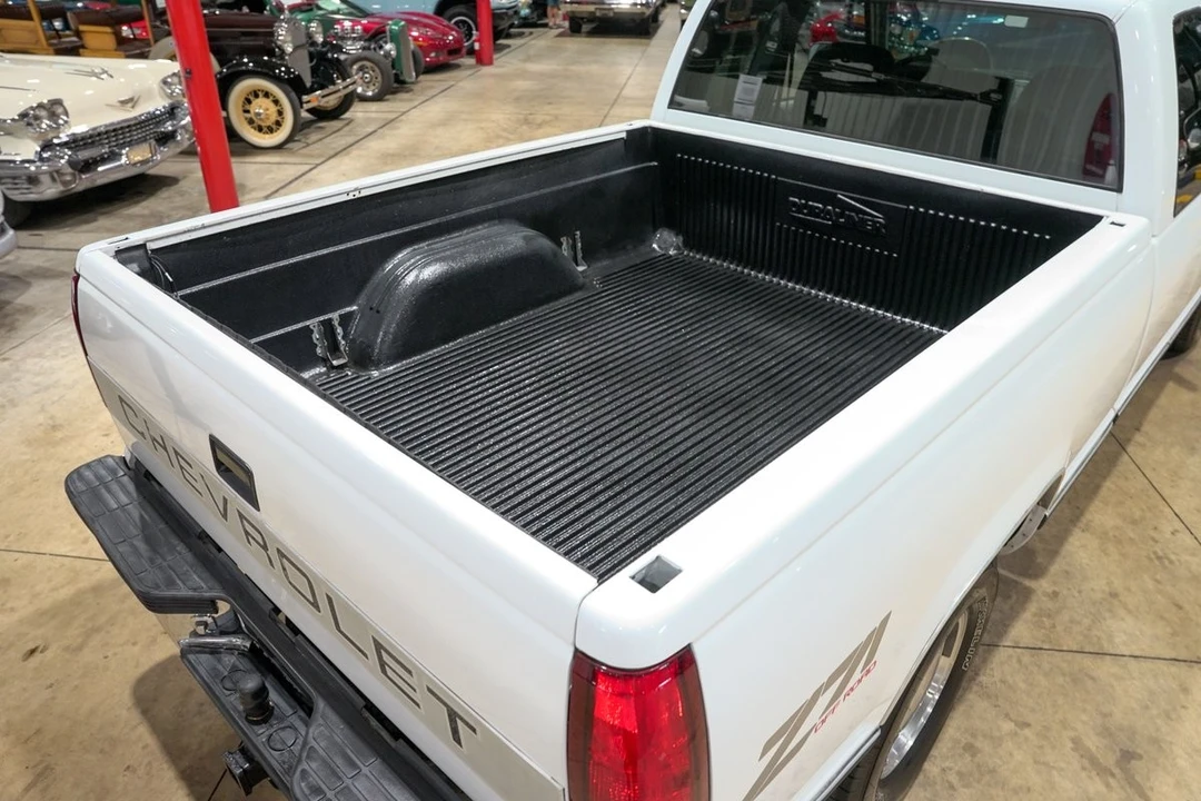 1994 Chevrolet C/K 4th Gen - Image 20 of 31