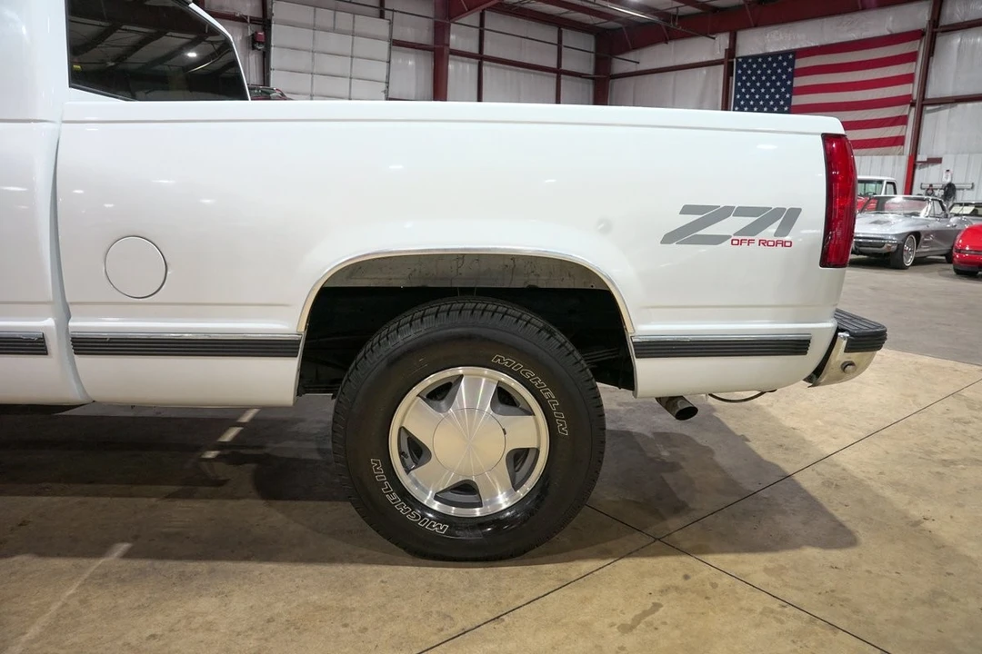 1994 Chevrolet C/K 4th Gen - Image 5 of 31