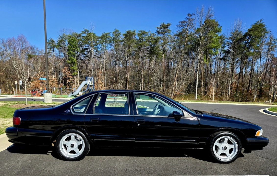 1994 Chevrolet Impala 7th Gen - Image 9 of 20