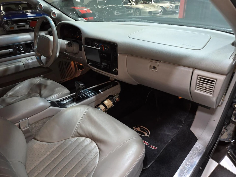 1994 Chevrolet Impala 7th Gen - Image 18 of 31