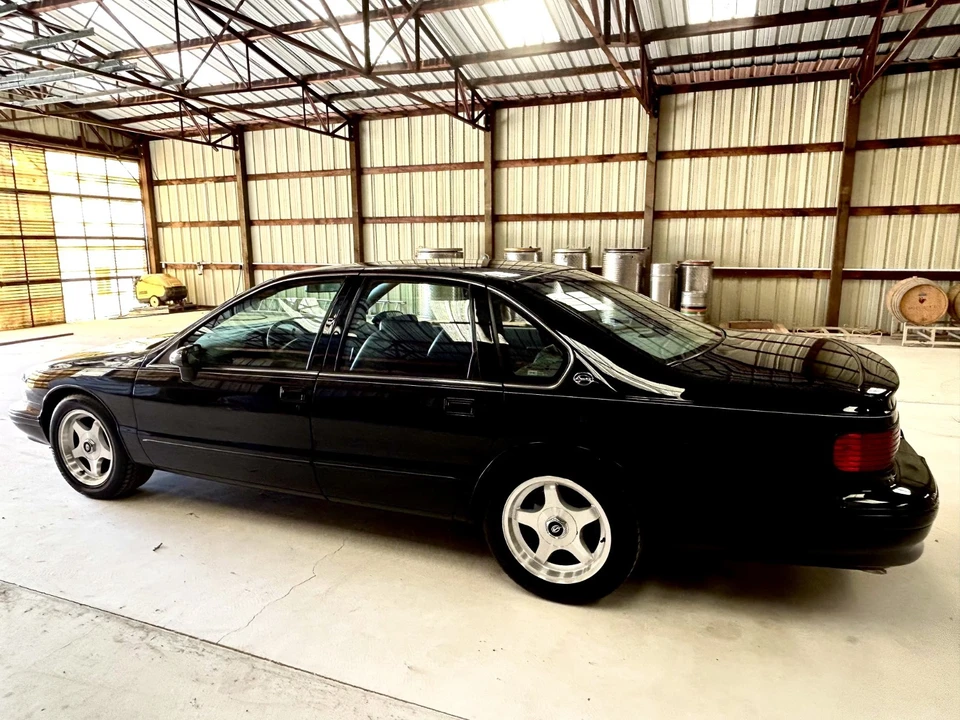 1994 Chevrolet Impala 7th Gen - Image 5 of 25