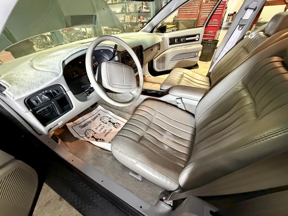 1994 Chevrolet Impala 7th Gen - Image 11 of 25