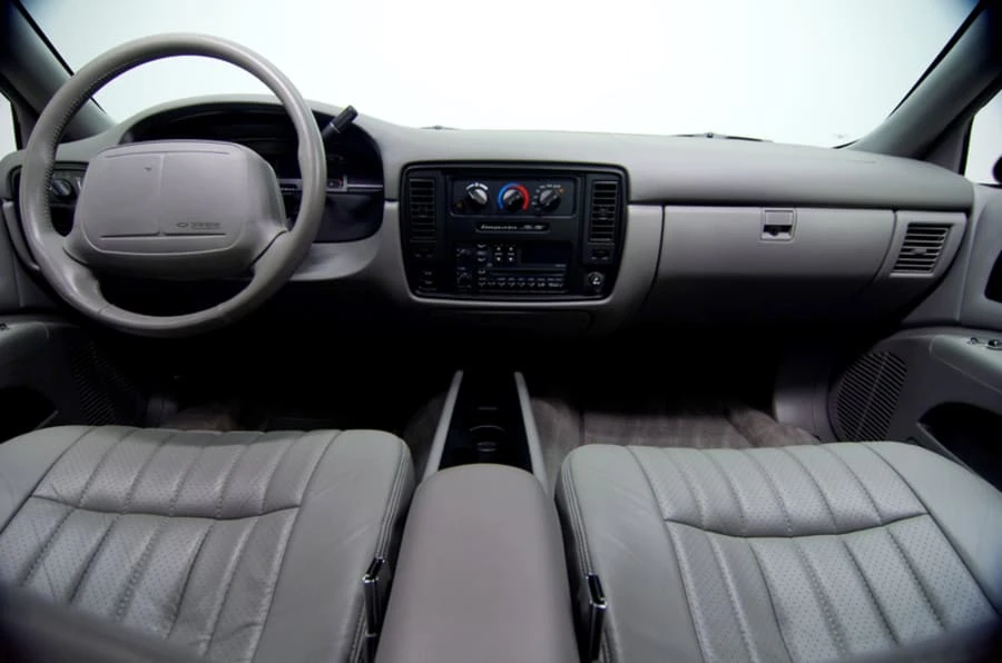 1994 Chevrolet Impala 7th Gen - Image 4 of 9
