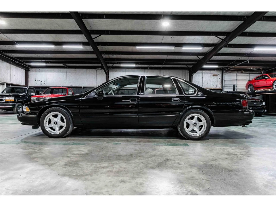 1994 Chevrolet Impala 7th Gen - Image 2 of 27