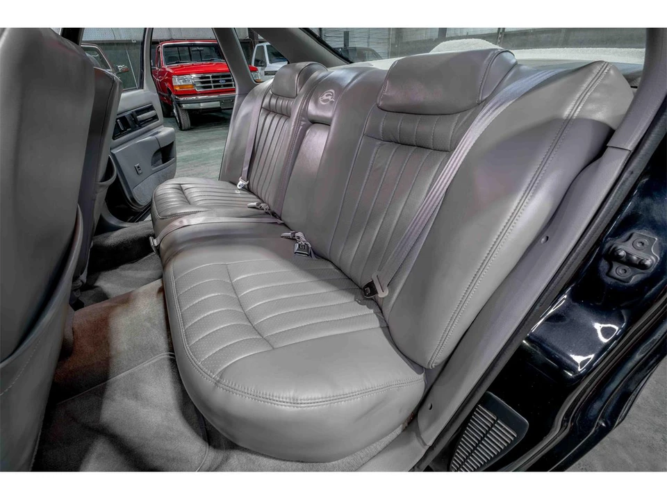 1994 Chevrolet Impala 7th Gen - Image 21 of 27