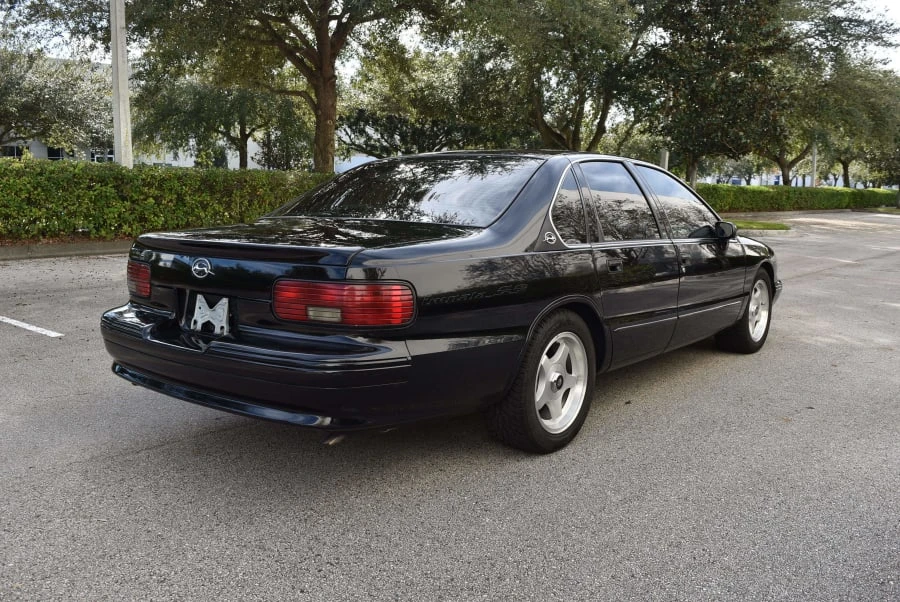 1994 Chevrolet Impala 7th Gen - Image 9 of 12