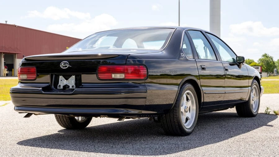 1994 Chevrolet Impala 7th Gen - Image 3 of 15