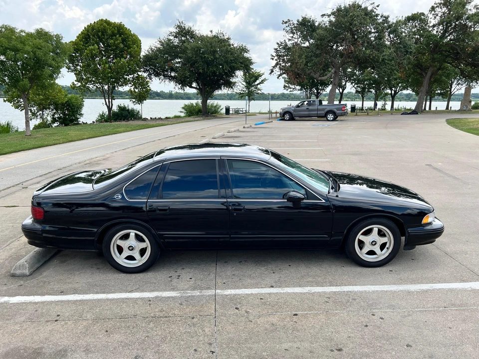 1994 Chevrolet Impala 7th Gen - Image 19 of 31