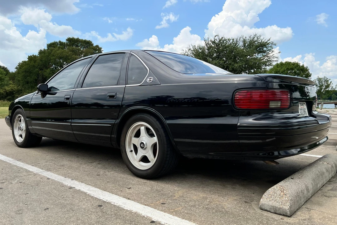 1994 Chevrolet Impala 7th Gen - Image 4 of 31