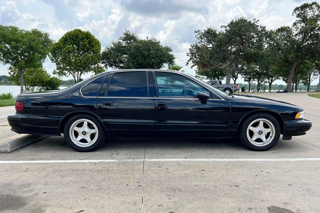 1994 Chevrolet Impala 7th Gen - Image 3 of 31