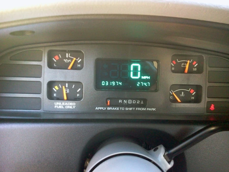 1994 Chevrolet Impala 7th Gen - Image 5 of 8