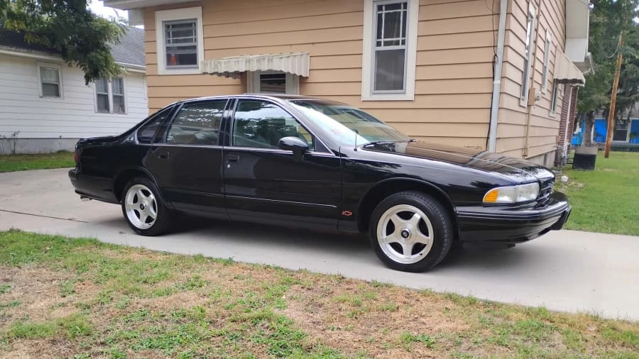 1994 Chevrolet Impala 7th Gen - Image 2 of 26