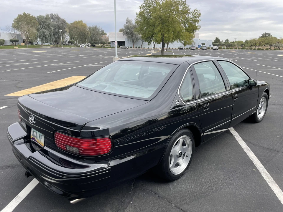 1994 Chevrolet Impala 7th Gen - Image 21 of 31