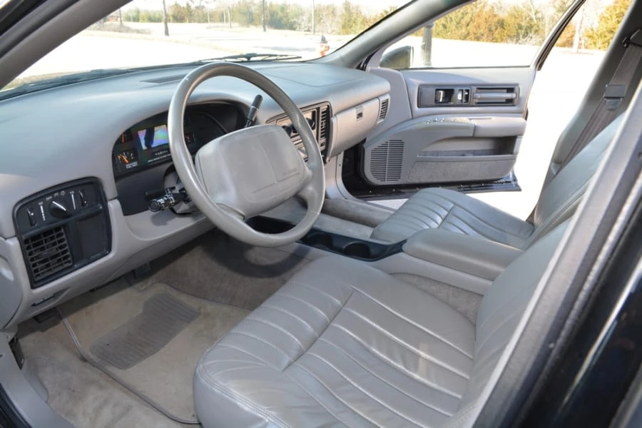 1994 Chevrolet Impala 7th Gen - Image 5 of 12