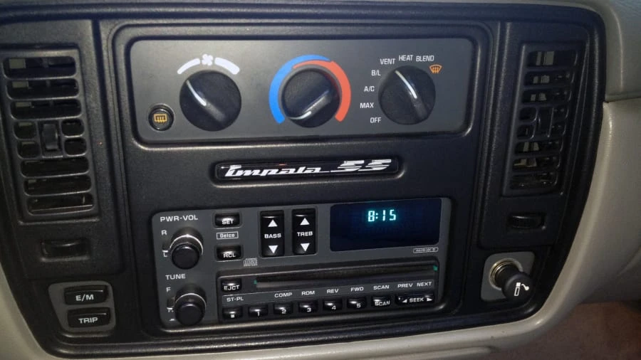 1994 Chevrolet Impala 7th Gen - Image 8 of 12