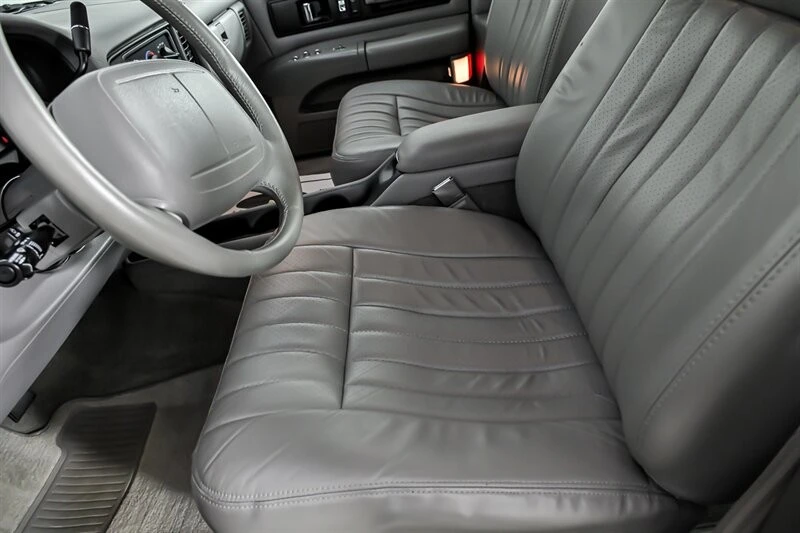 1994 Chevrolet Impala 7th Gen - Image 18 of 29