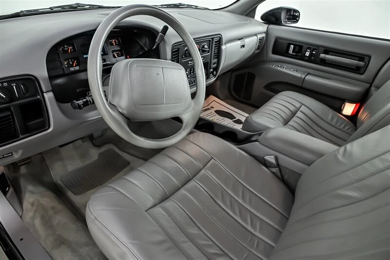 1994 Chevrolet Impala 7th Gen - Image 17 of 29