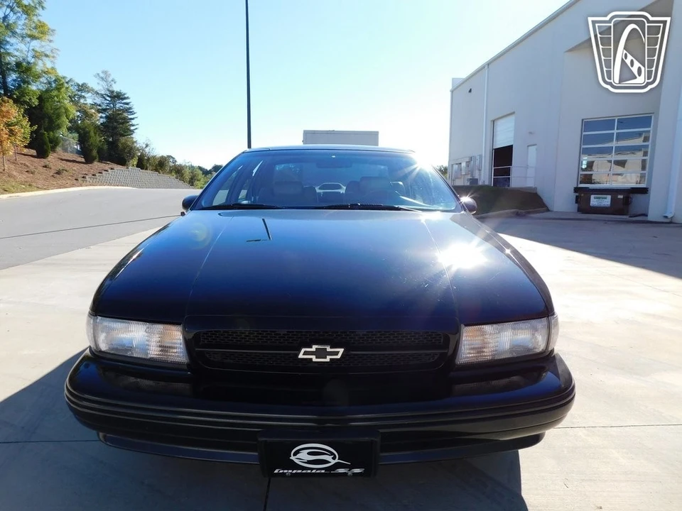 1994 Chevrolet Impala 7th Gen - Image 7 of 12