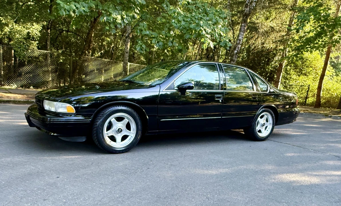 1994 Chevrolet Impala 7th Gen - Image 2 of 31