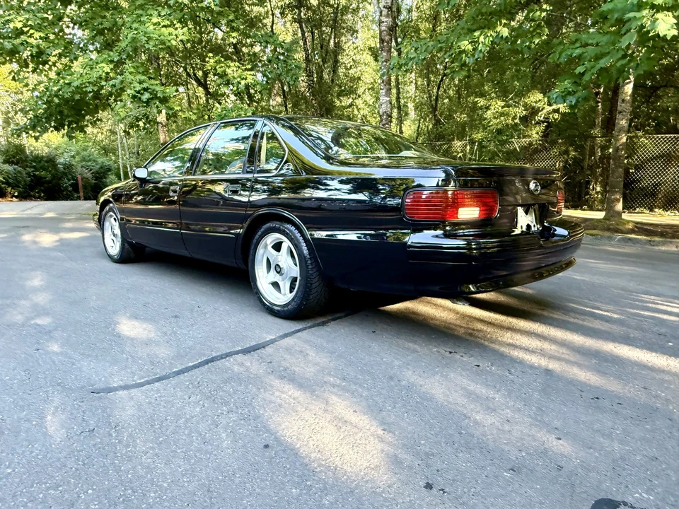 1994 Chevrolet Impala 7th Gen - Image 18 of 31