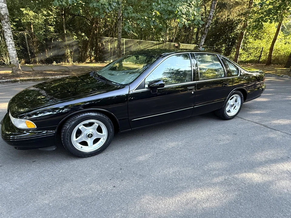 1994 Chevrolet Impala 7th Gen - Image 3 of 31