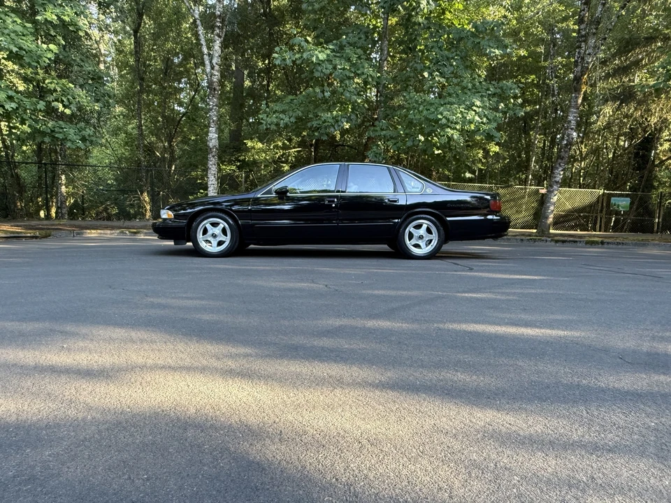 1994 Chevrolet Impala 7th Gen - Image 20 of 31