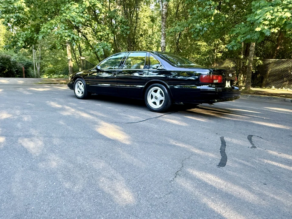 1994 Chevrolet Impala 7th Gen - Image 19 of 31