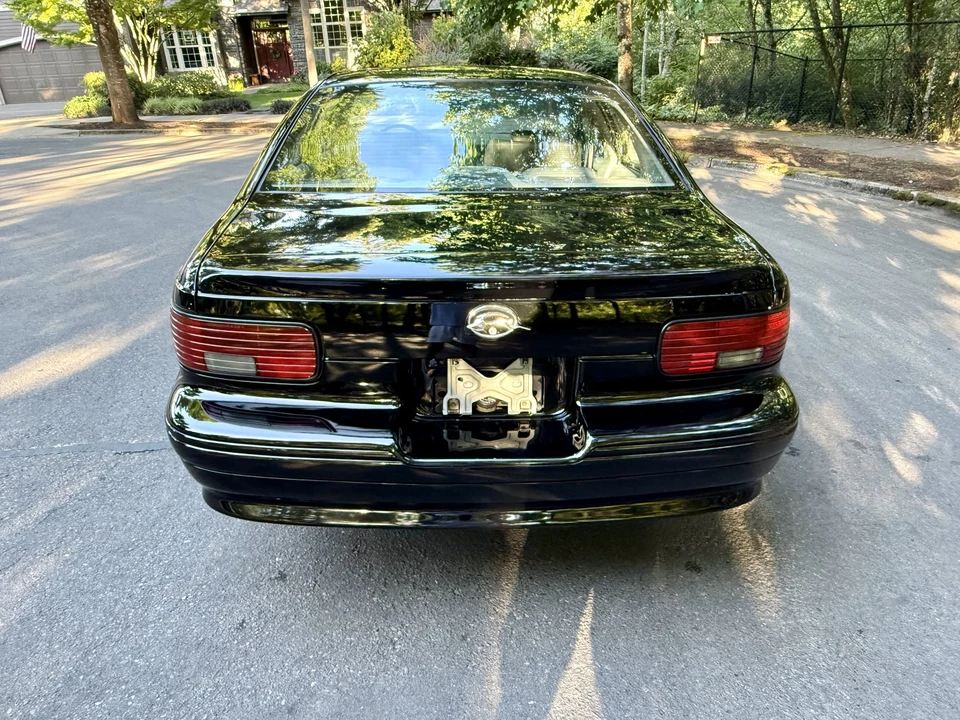 1994 Chevrolet Impala 7th Gen - Image 16 of 31