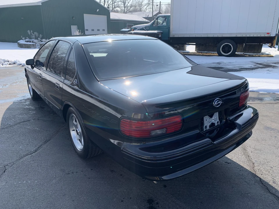 1994 Chevrolet Impala 7th Gen - Image 13 of 31