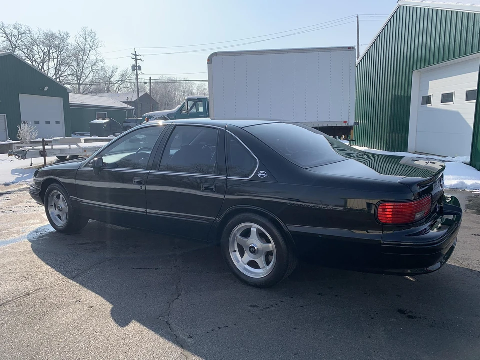 1994 Chevrolet Impala 7th Gen - Image 11 of 31